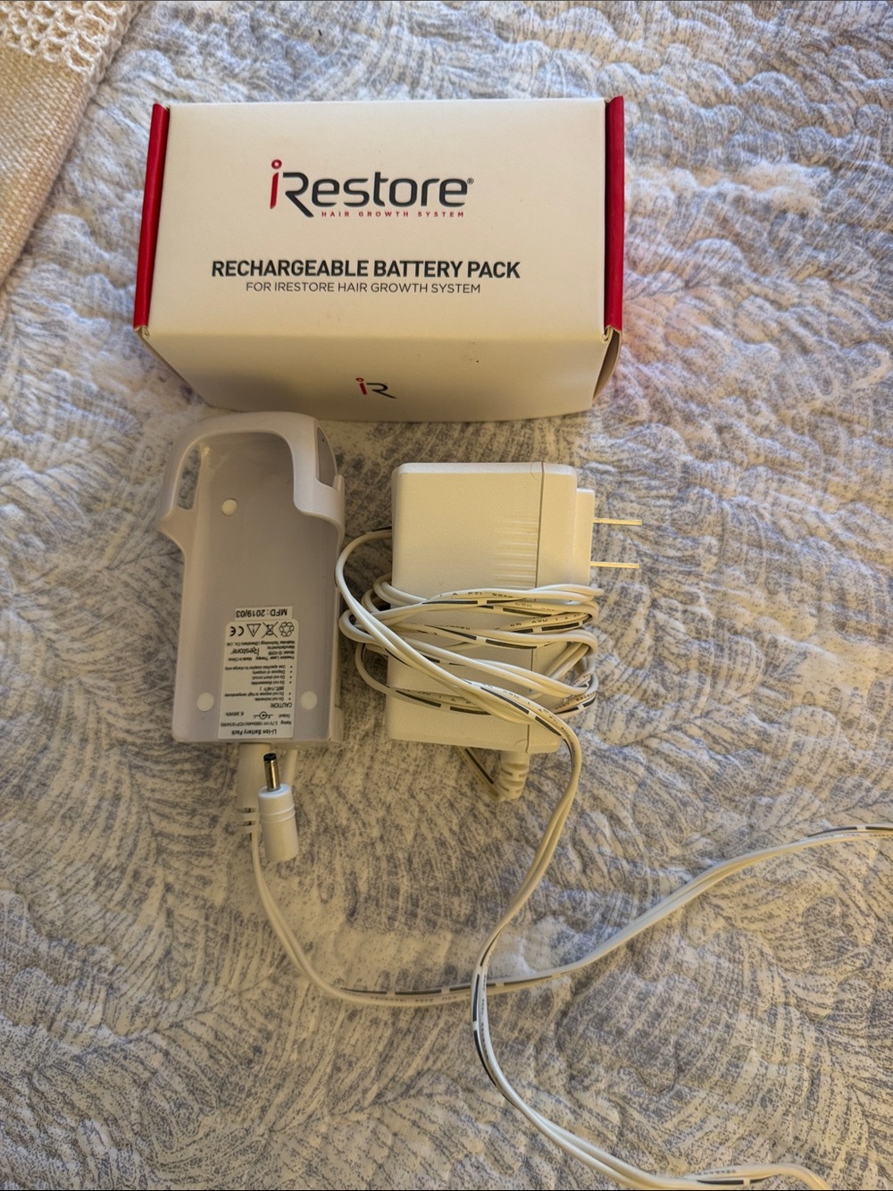 iRestore White Clinical-Strength Laser Hair Growth System with Battery Pack - Picture 5 of 6